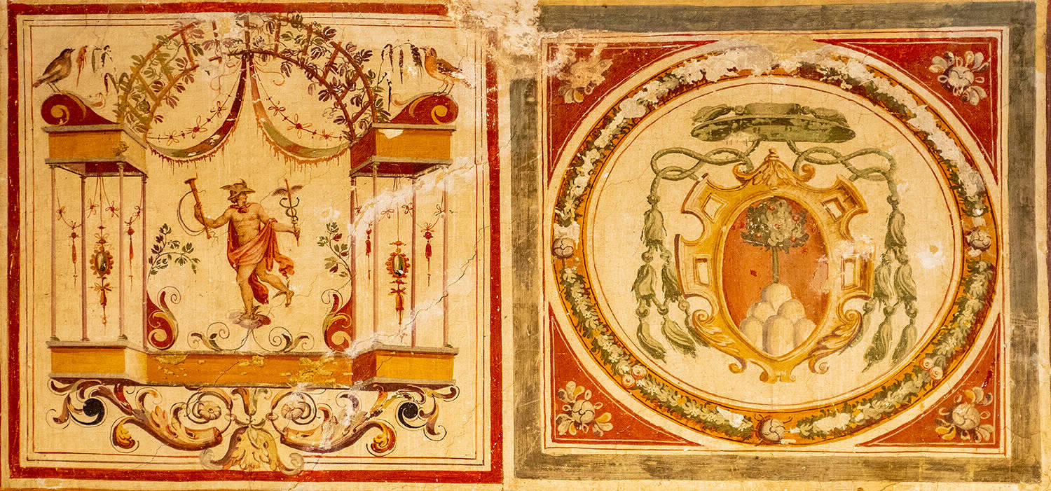 Il dio Mercurio - Castello Orsini-Cesi -Borghese ospitalità, cultura al centro dell'antico borgo.