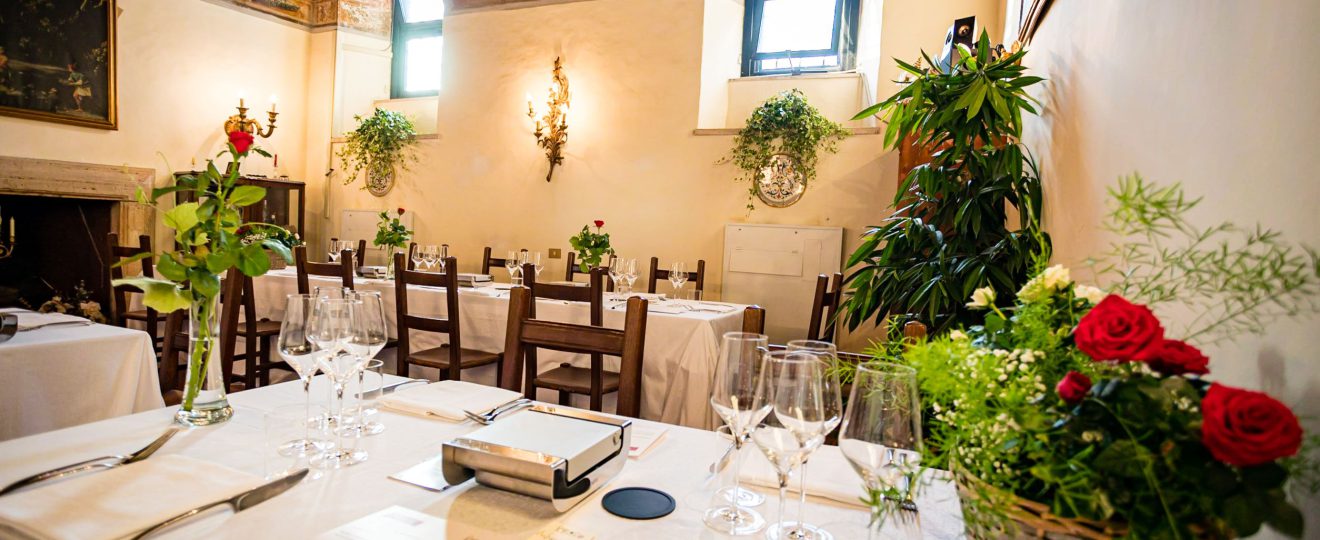 Castello Orsini-Cesi -Borghese ospitalità, cultura al centro dell'antico borgo.